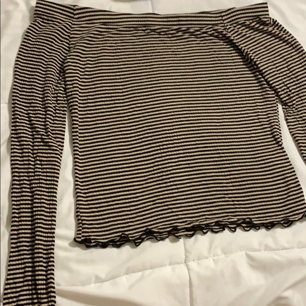 Shoulder top